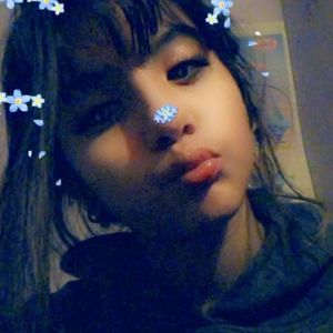 Meet your Posher, Estrella